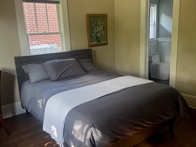 922 N Highland Ave NE #A — Photo 19