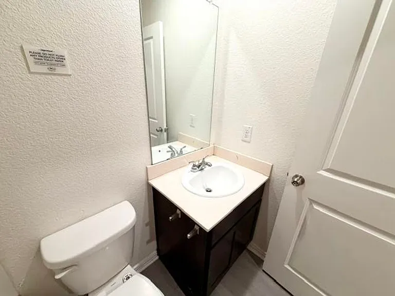 1413 N 7th St #B — Photo 11