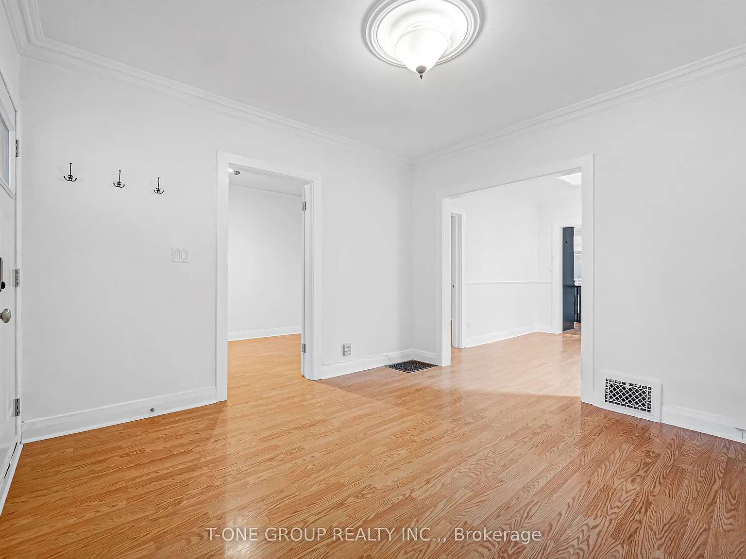 2 bed, $2,950 — Photo 3