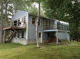 45 Lovers Ln, Topsham, ME 04086