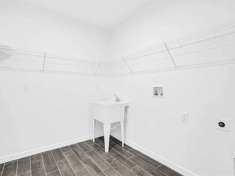 1217 Grassland Ave — Photo 26
