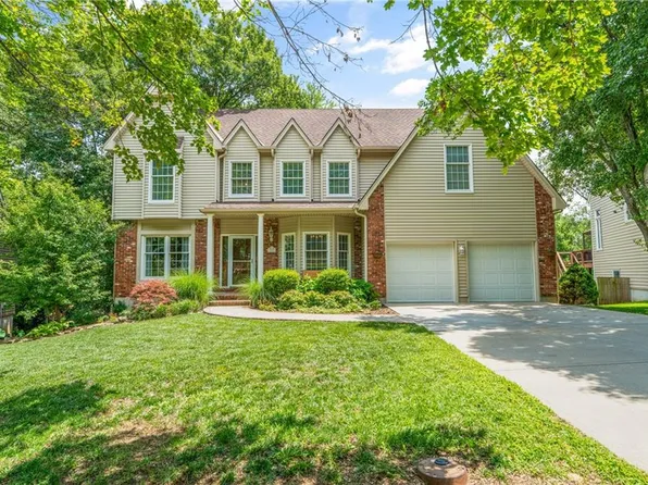 15007 W 76th St, Lenexa, KS 66216