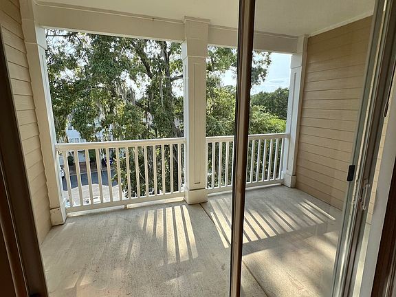 5th image of 2801 Chancellorsville Dr APT 734