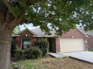 621 Crystal Falls Dr, McKinney, TX 75071