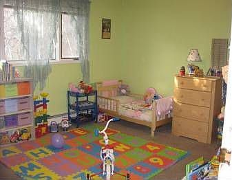 4th image of 515 Sprucewood Rd