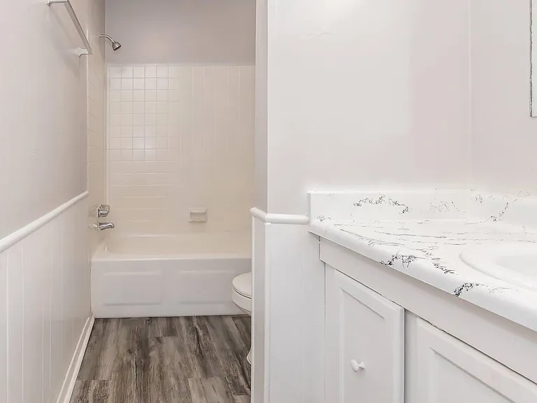 5107 N Hammond Ave — Photo 28