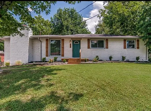 539 Northcrest Dr Photo 1
