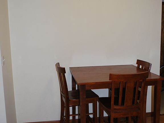 4th image of 2482 Eagles Cir Unit 3