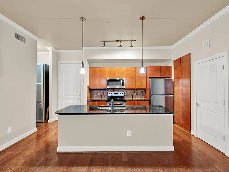 300 Saint Joseph Pkwy #307 — Photo 9