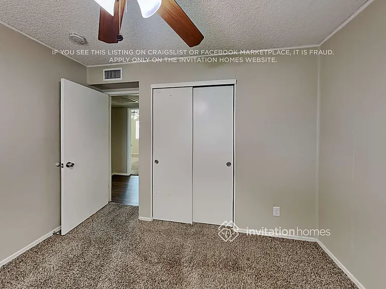 4408 N 90th Dr — Photo 11