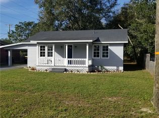 618 Walnut St, Auburndale, FL 33823
