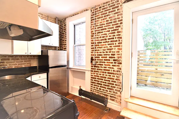 Rented by Corcoran | media 18