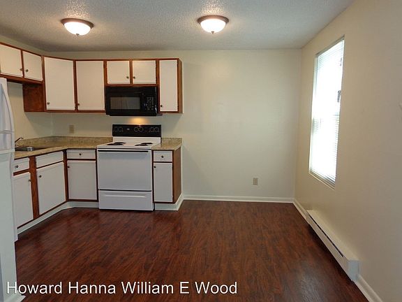 4th image of 9634 1st Bay St APT O