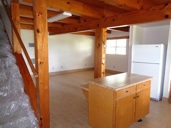 KITCHEN AND LIVING AREA