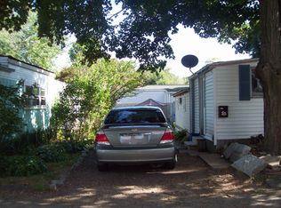 26 Easy Way, Springfield, MA 01119