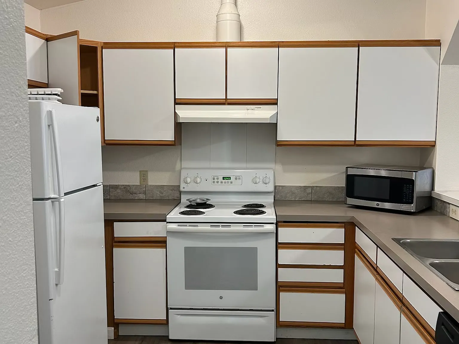 2 bed, 1200 sqft, $2,000 — Photo 1
