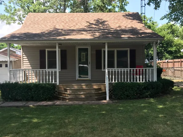 202 E Jackson St, Towanda, IL 61776