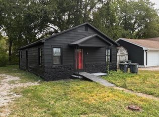 1930 S Helfrich Ave #1, Evansville, IN 47712