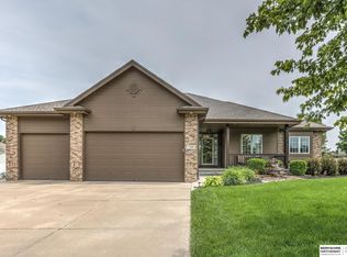 7309 S 196th Cir, Gretna, NE 68028