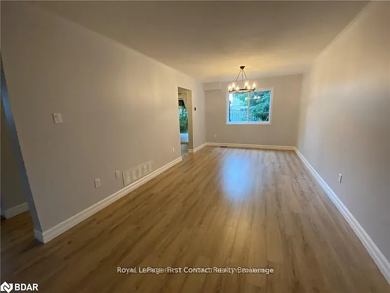 41 Copeman Cres — Photo 6