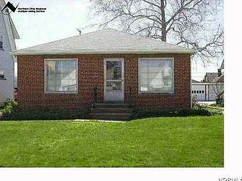 3rd image of 7515 Dorothy Ave