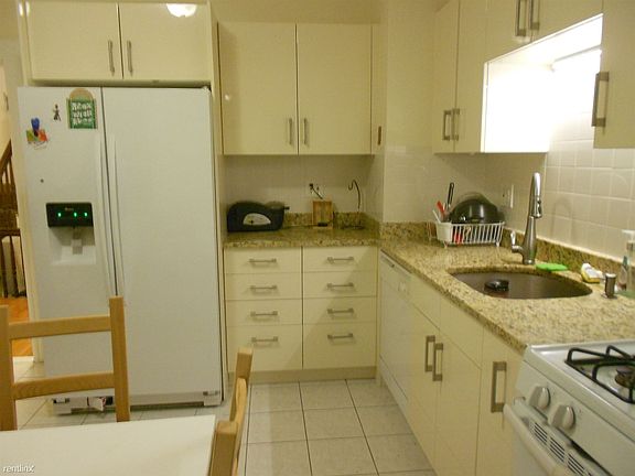 63 Fairbanks St. #2 Boston (Brighton) Shared Unit Photo 12