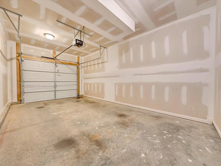 5388 Laurel Crest Ln — Photo 12