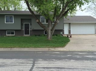 1503 Cliffview Dr, Holmen, WI 54636