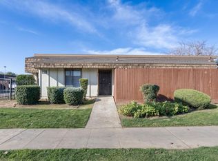 1221 N Peach Ave APT 101, Fresno, CA