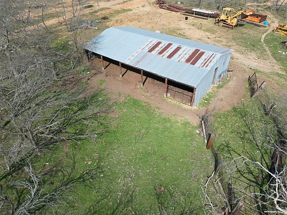 3rd image of 161 E Reno Rd