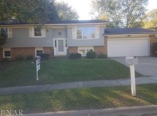 313 Raleigh Ct, Normal, IL 61761