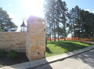 10627 Cavallo Rdg, Eden Prairie, MN 55347