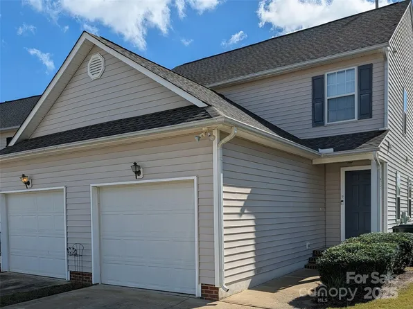 5622 Osprey Cove Dr, Raleigh, NC 27604
