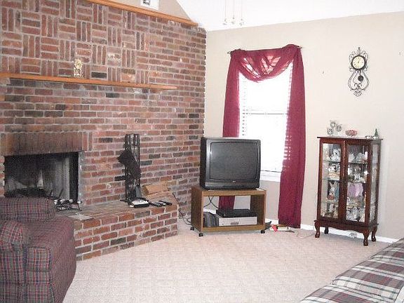 10145 Riggan Dr., Olive Branch, MS 38654