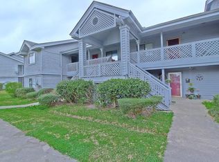 1107 Tailrace Dr, Moncks Corner, SC 29461