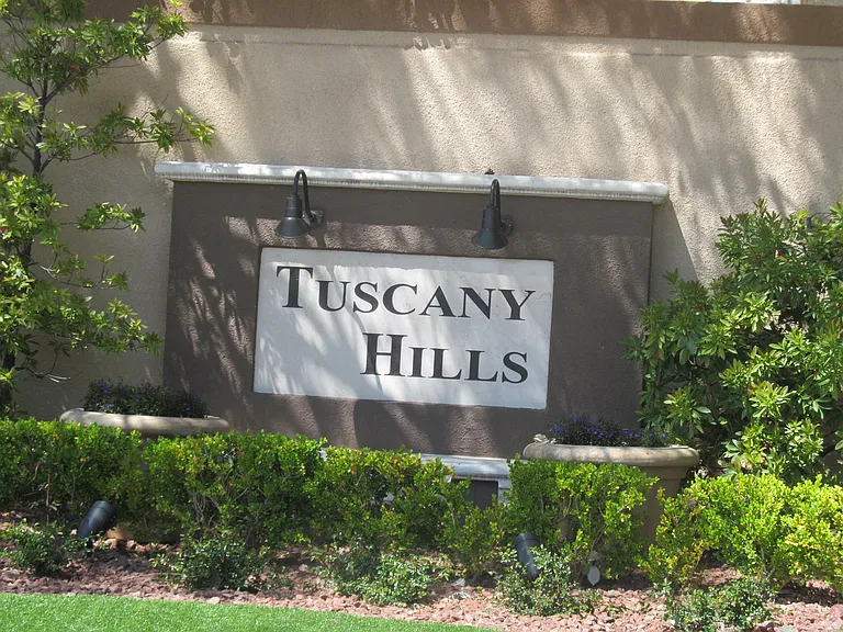 1413 Desert Hills Dr — Photo 29