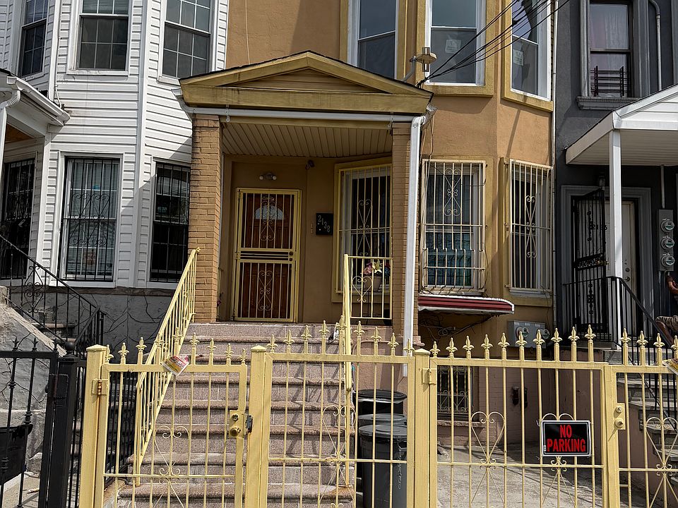 1st image of 2138 Hughes Ave APT 2