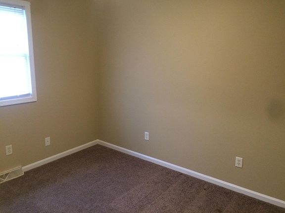 5th image of 971 Villa Dr APT 29