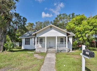 711 Hitchcock St, Plant City, FL 33563