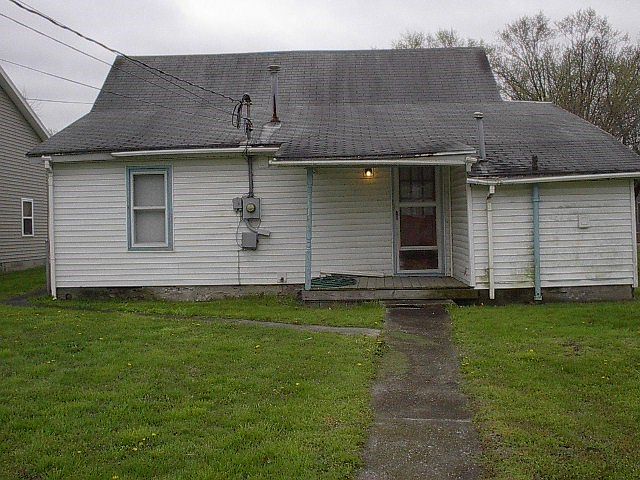 2nd image of 1038 N 13th St