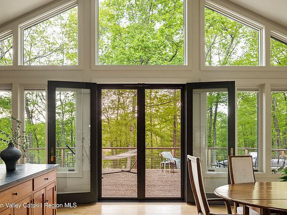 4th image of 119 Fern Hill Road