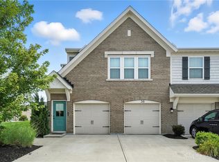 44 Old Pond Rd, Springboro, OH 45066