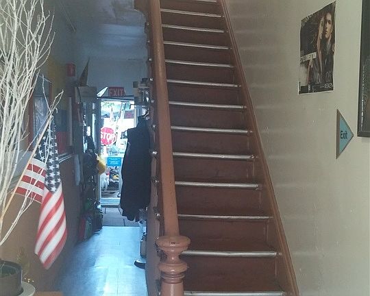 2nd image of 42 Saint Pauls Ave