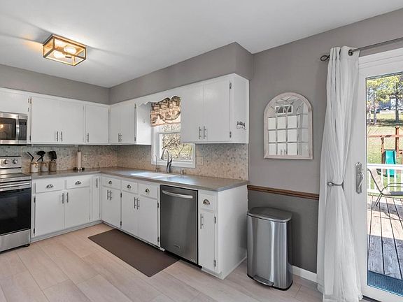 4th image of 1705 N 18th Ave