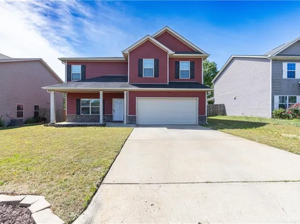 22 Forest Ridge Ln, Phenix City, AL 36869