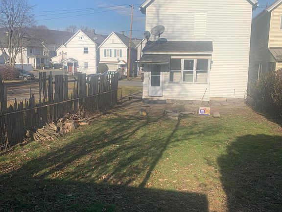 3rd image of 309 Ferdinand St