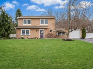 51 Imperial Dr, Miller Place, NY 11764