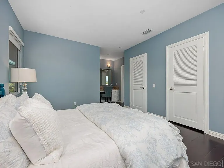 182 Andrew Ave — Photo 31