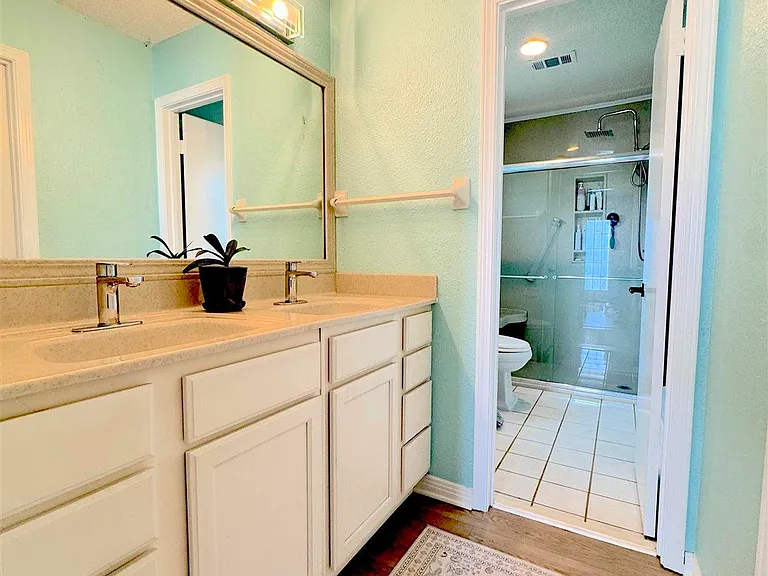 3585 Riddick Dr — Photo 16