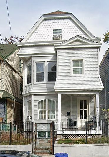 1st image of 451-453 11th Ave #3